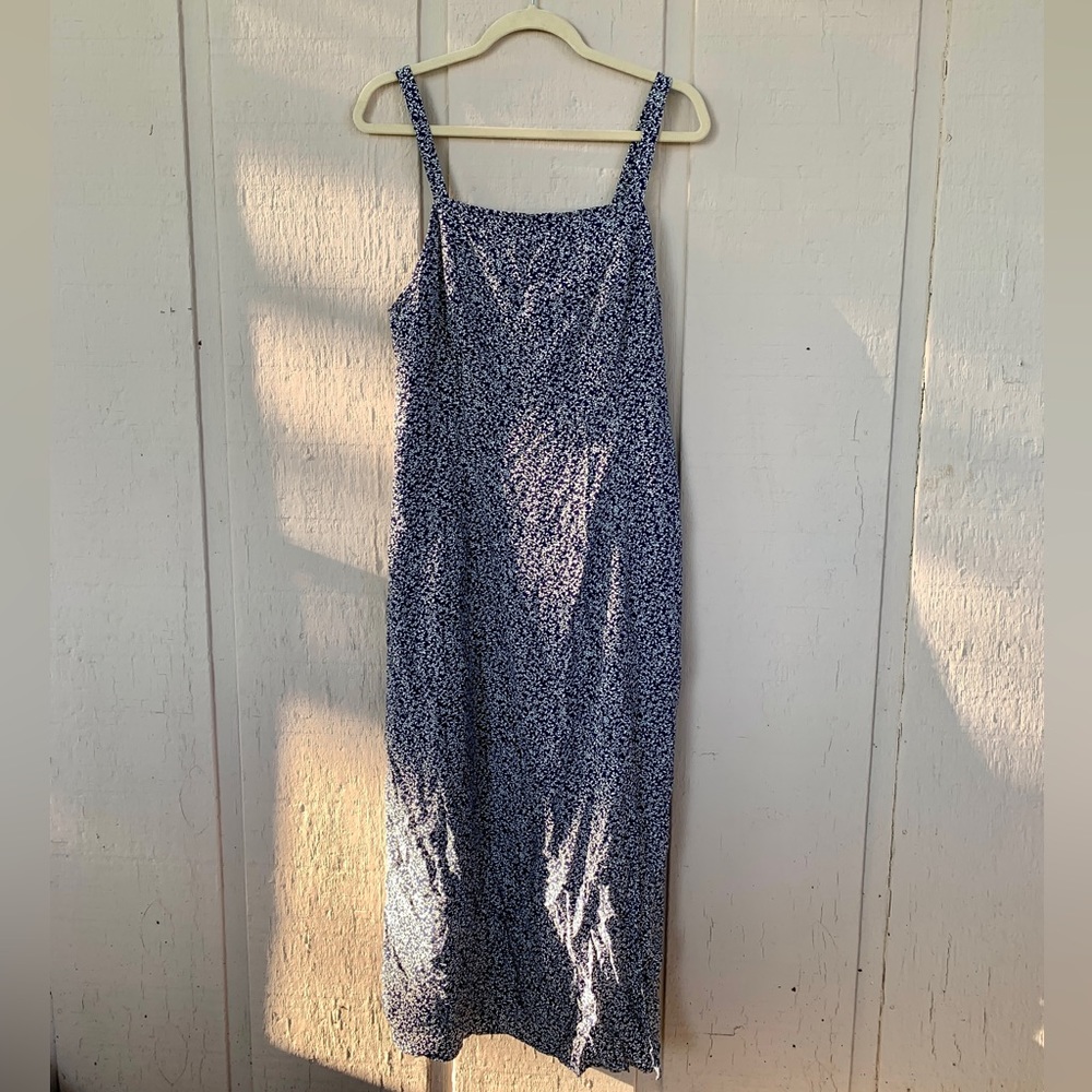 Midi navy floral dress